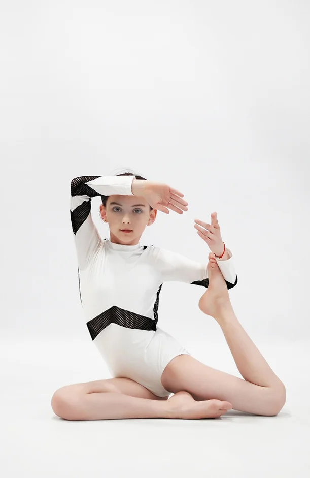 Ballerina in advanced dance training at Conservatório Regional de Setúbal